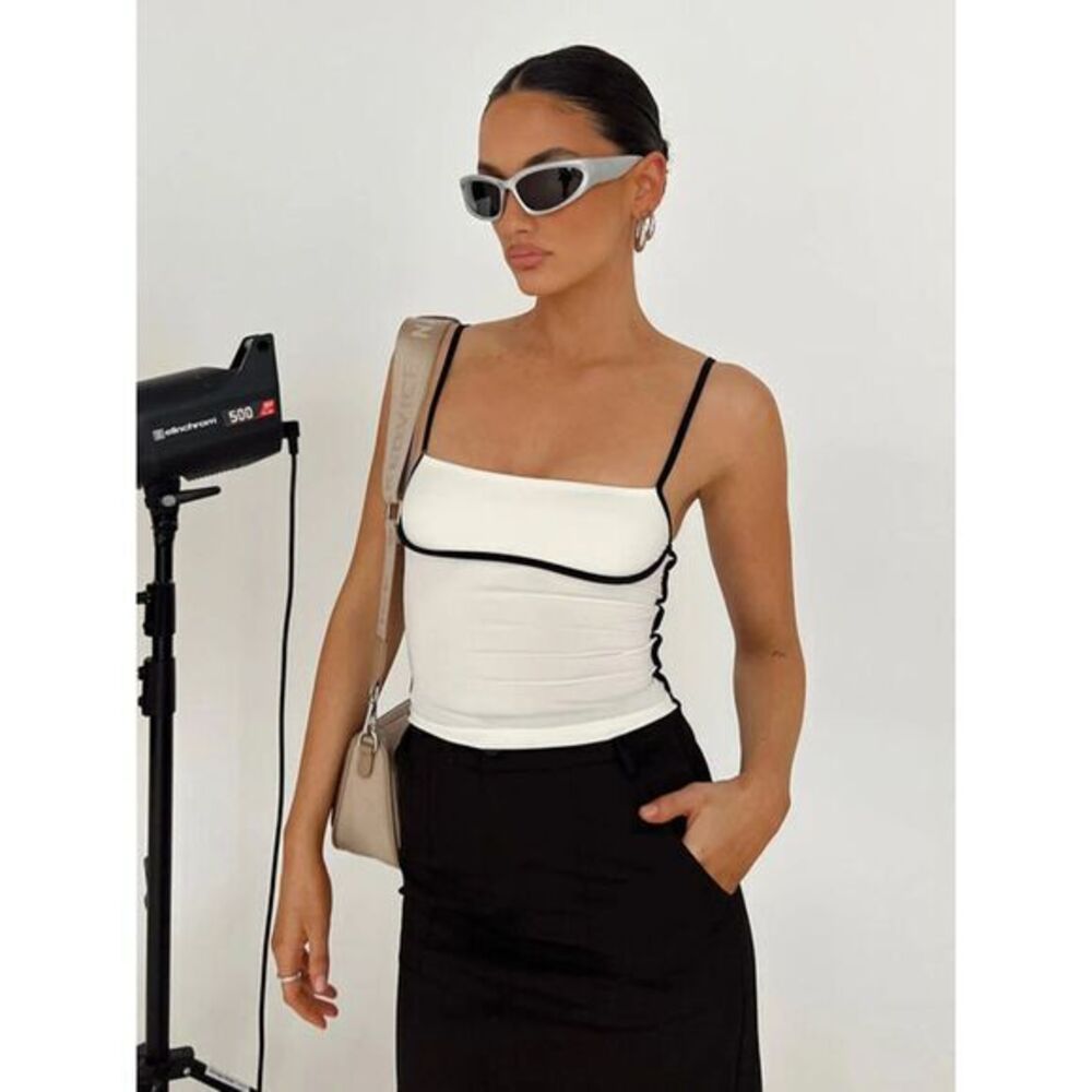 Commense Chic White Cami Top with Black Trim Spaghetti Straps Sleeveless Tank XL